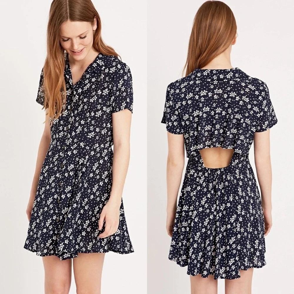 Kimchi Blue Mini Dress Sz S Navy Blue Floral Open Back Button Front Grunge 90s
